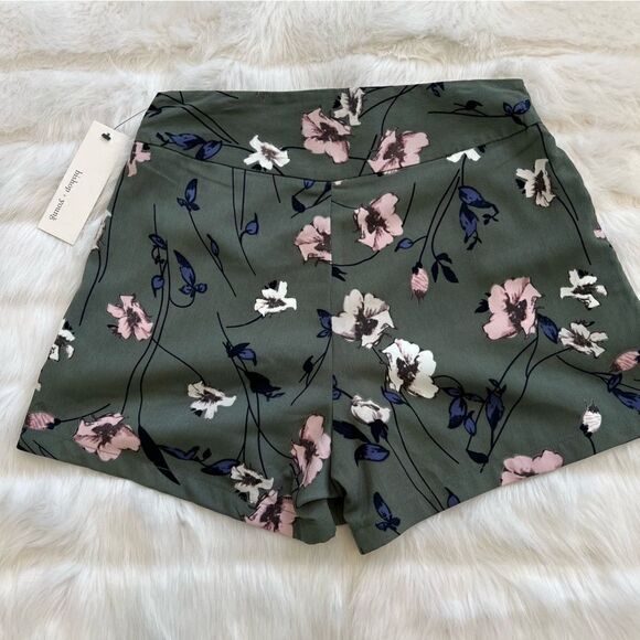 Bishop & Young NWT Ana Pocket Shorts (S) - Picture 9 of 9